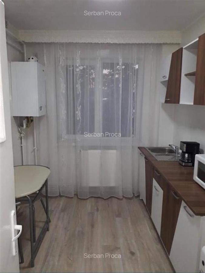 Apartament cu 2 camere semidecomandat, mobilat în Podu Roș - 5