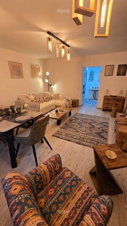 Ap 3 cam, 73 mp, Parter ,Bd. Decebal – Piața Muncii, 3 min de metrou - 3