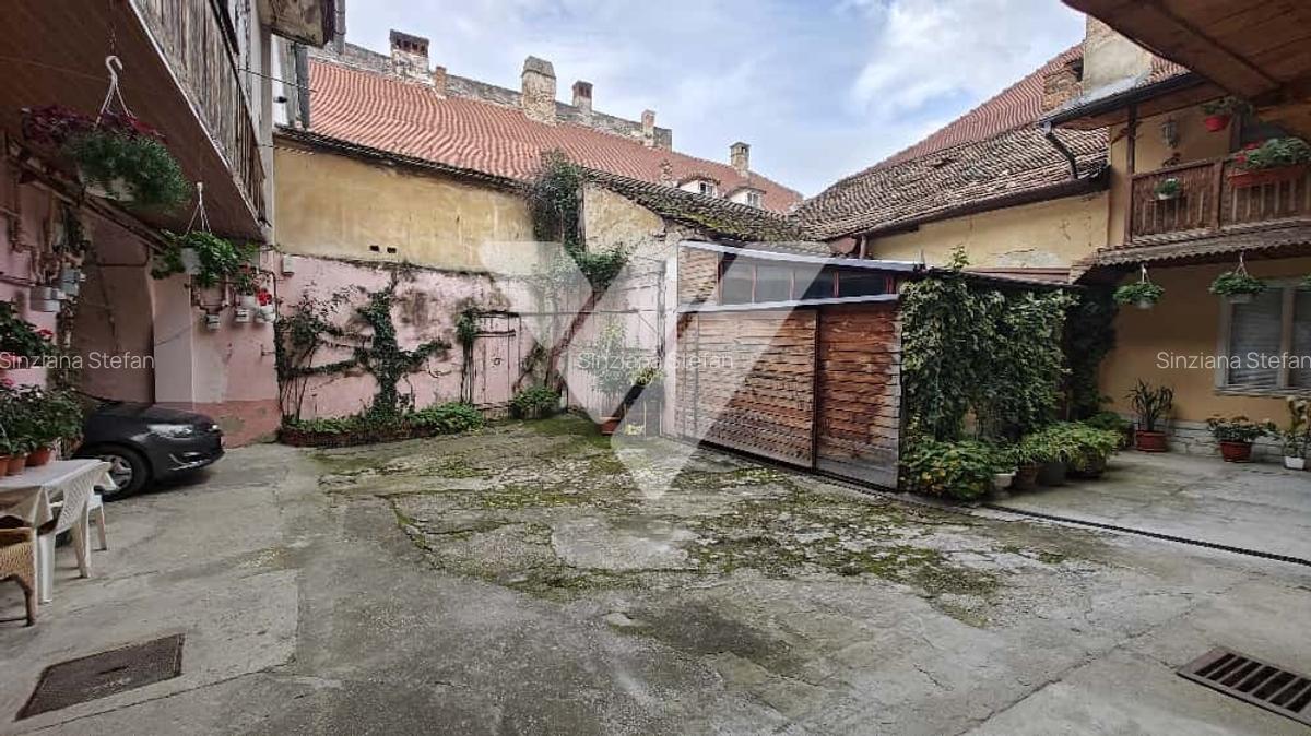 Apartament deosebit cu 3 camere in Centrul Istoric al Sibiului - 11