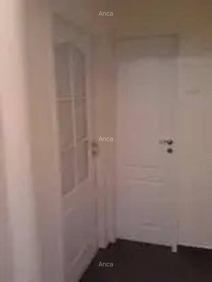 Inchiriez apartament cu 4 camere - 2