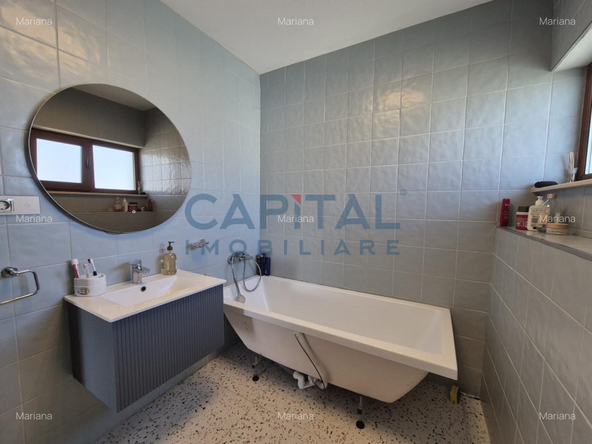 Casa superba la cheie, strada privata, central Dezmir. - 35