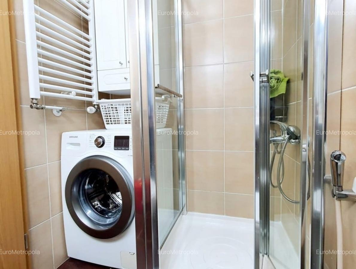 Apartament 3 camere , loc parcare, complex securiazat - 9