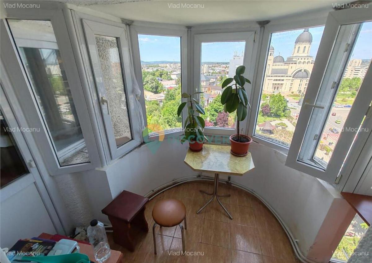 Zona Ultracentrala , 3 camere decomandate , 105 .000 - 13