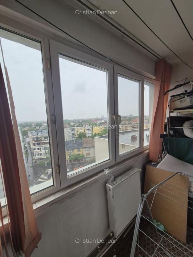 Spitalul Judetean - Apartament decomandat cu 2 camere, etaj intermediar - 3