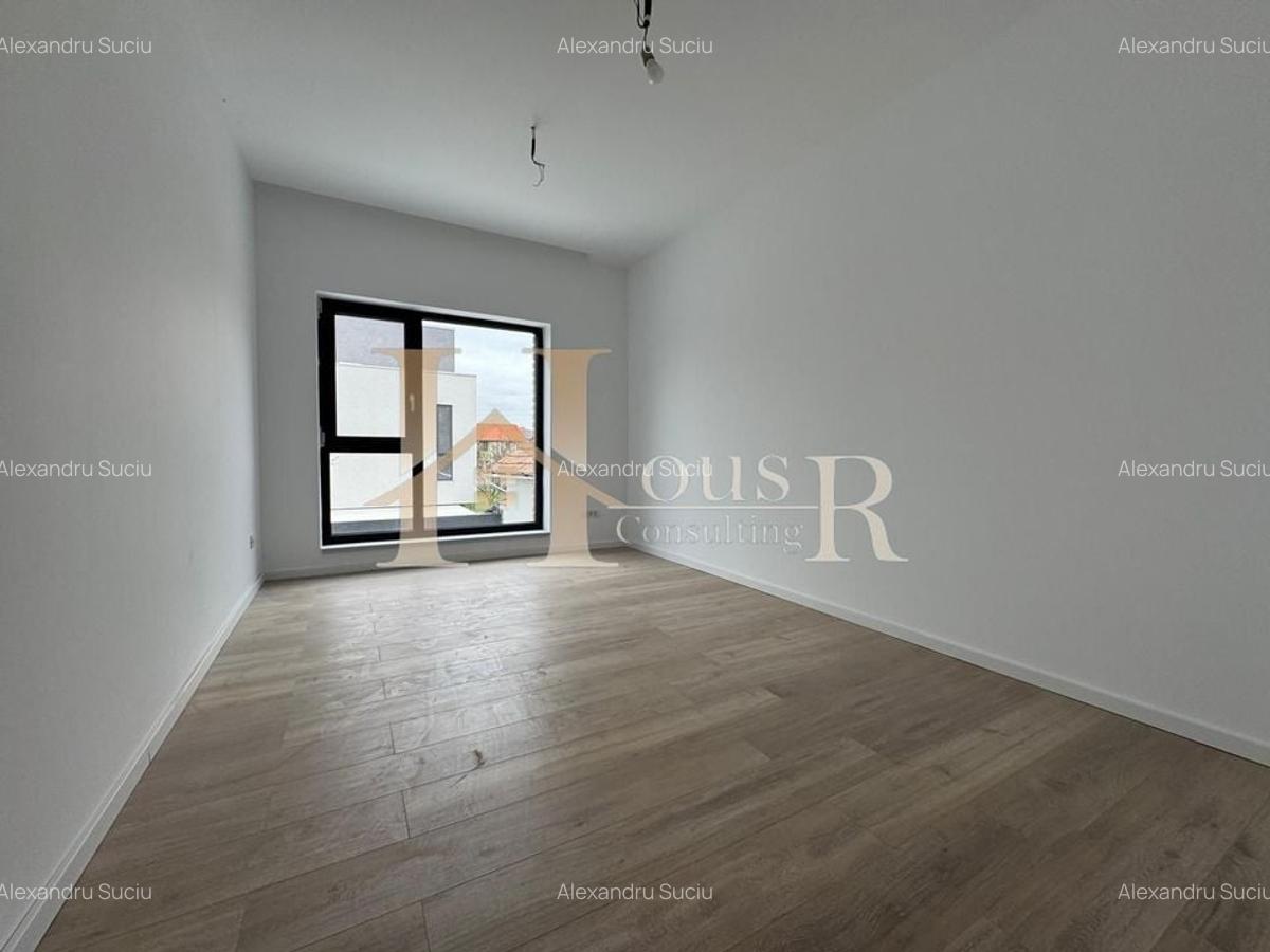 Casa Individuala in Oras.Proiect Modern.Car Port - 9