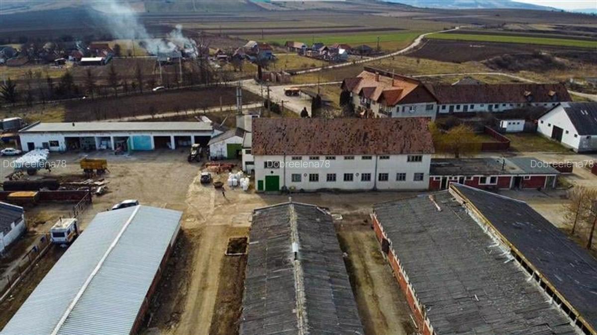 FILM! Complex agrozootehnic cu traditie, echipat + pretios potential multiplu - 49