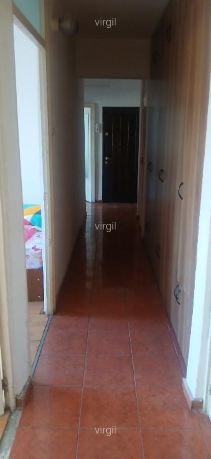 Apartament 3 camere lenin etaj 2 - 3