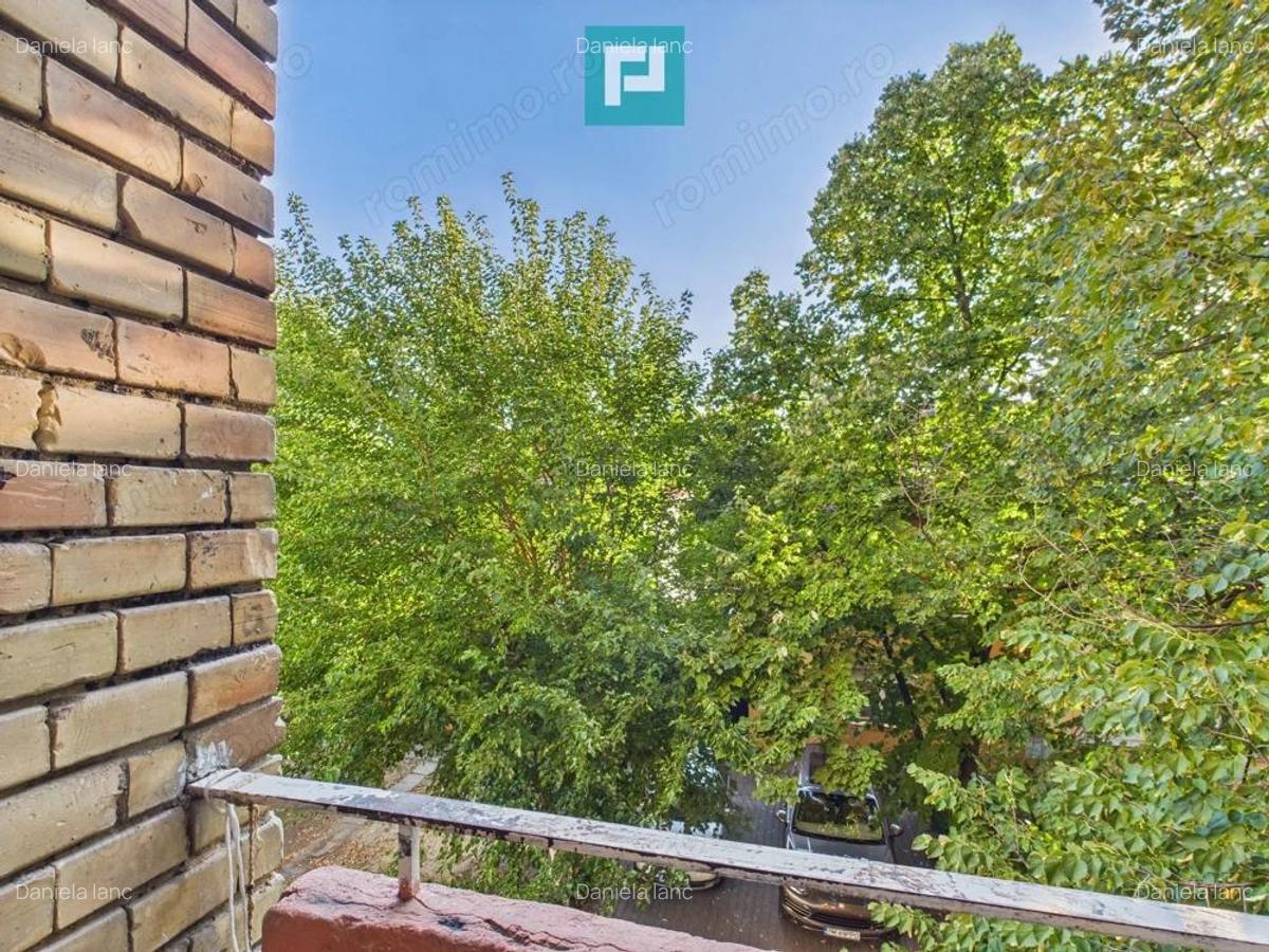 Garsoniera cocheta aproape de Centru - 11