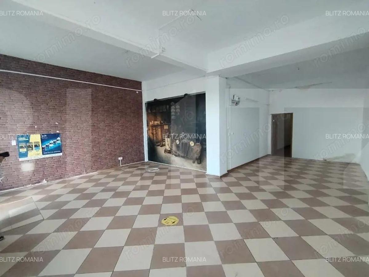 Spatiu comercial cu vitrina , 70mp, Zona Doja - 1