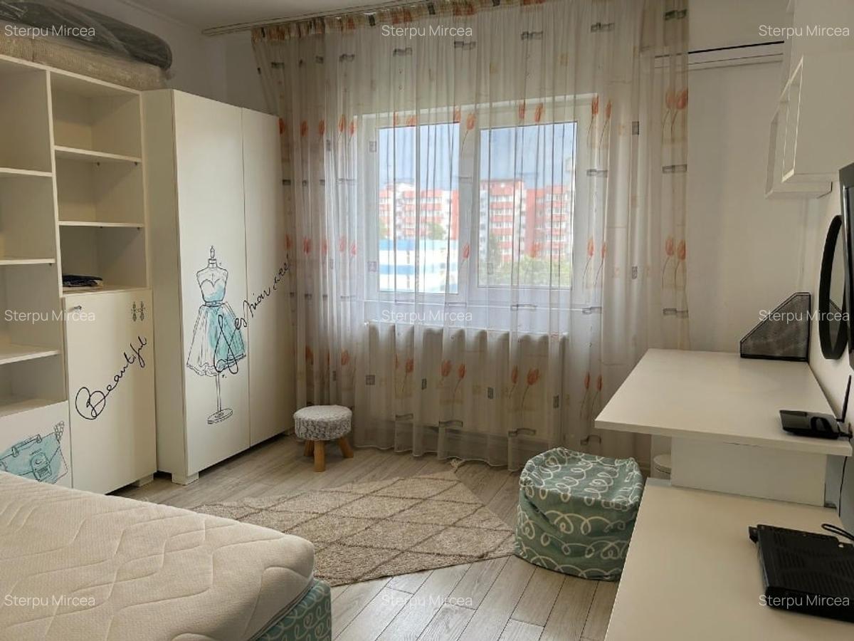 Apartament cu 3 camere decomandat în 13 Septembrie - 8