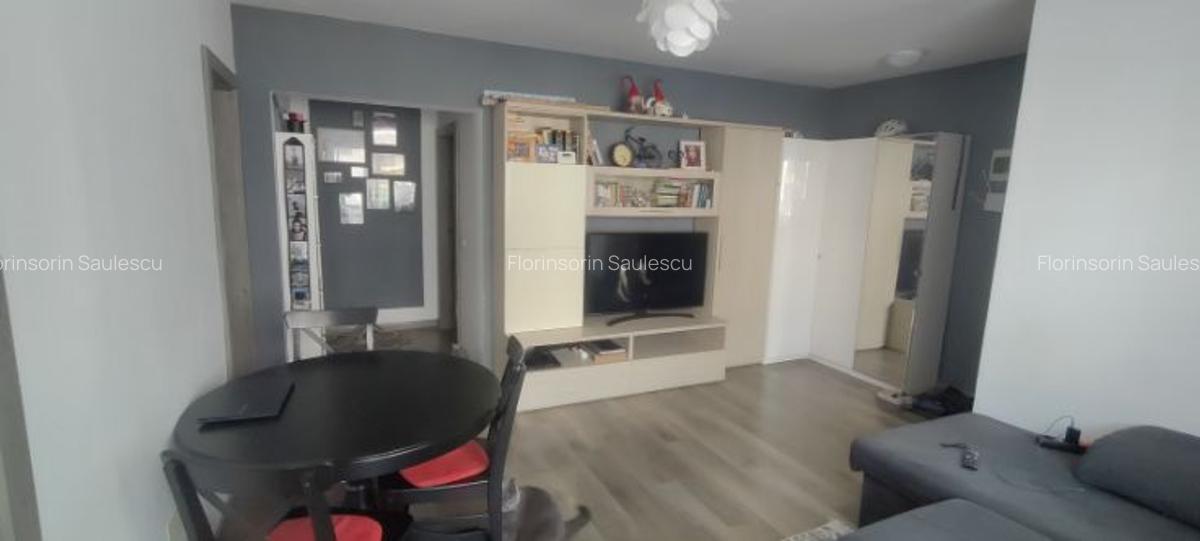 De vânzare apartament 3 camere - 5