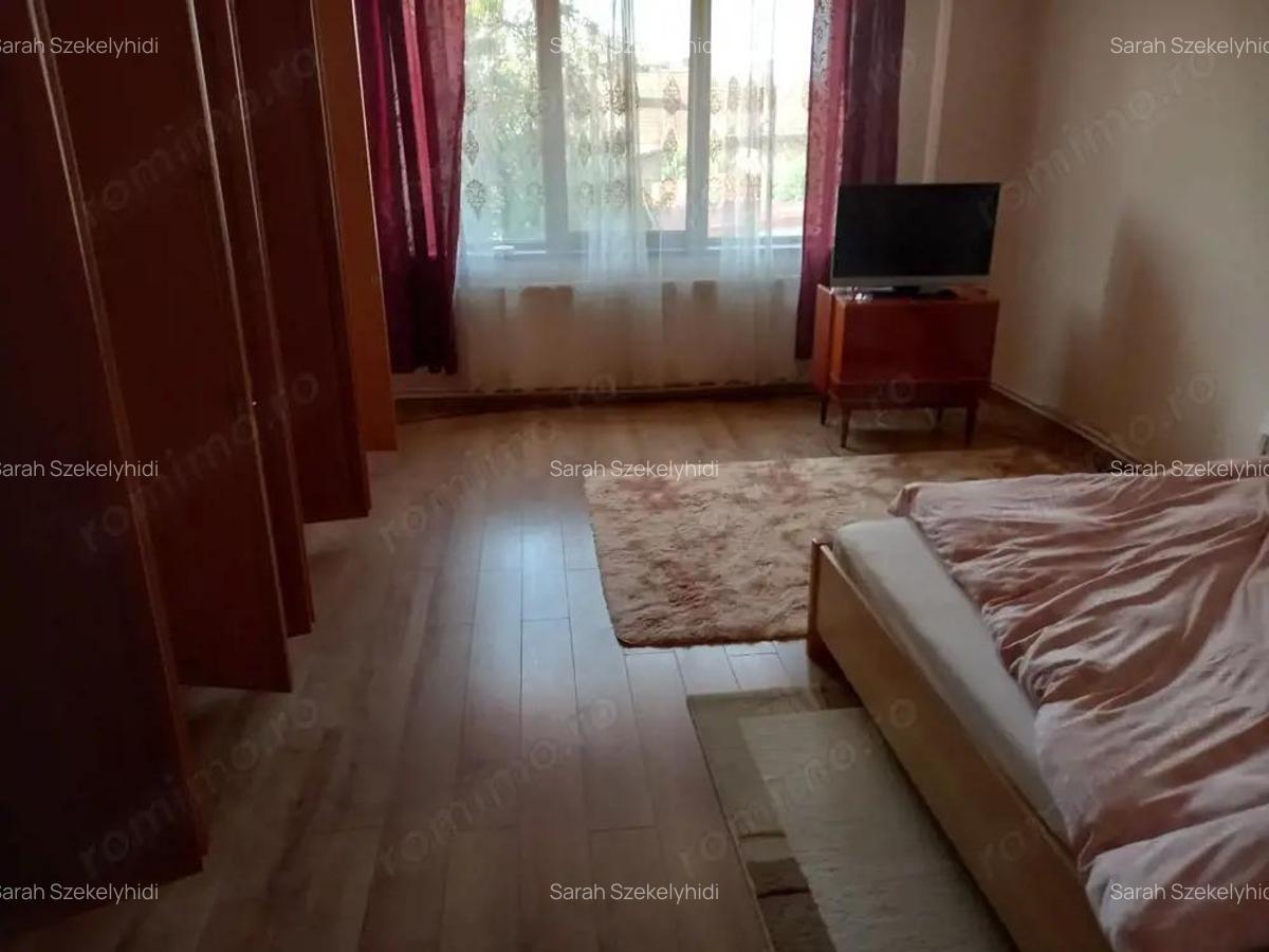 BRASADAS vinde casa in zona TITULESCU cu 5 camere si teren 350mp - 11