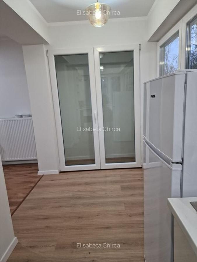 Zona Eroii Revolutiei  Brancoveanu  38 mp bloc nou mobilata parcare - 20