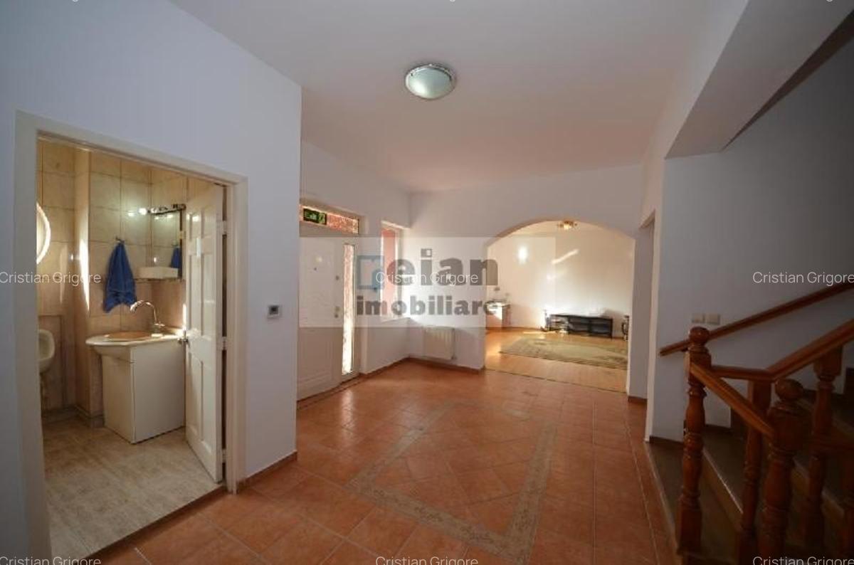 Pipera - Mircea Cel Batran, Vila 9 Camere, 5bai, S+p+1+m, 781 Mp Teren - 3