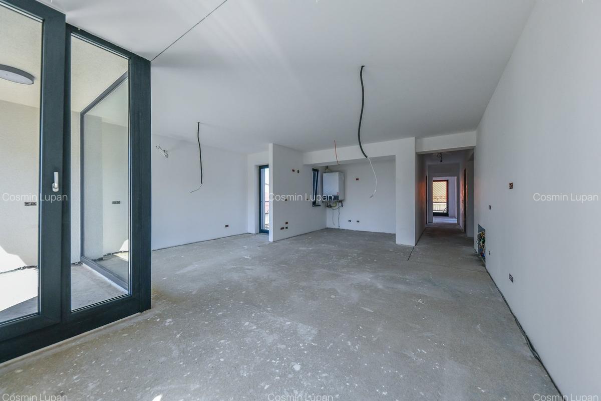 Apartament cu 3 camere, cu balcon tip logie - 3
