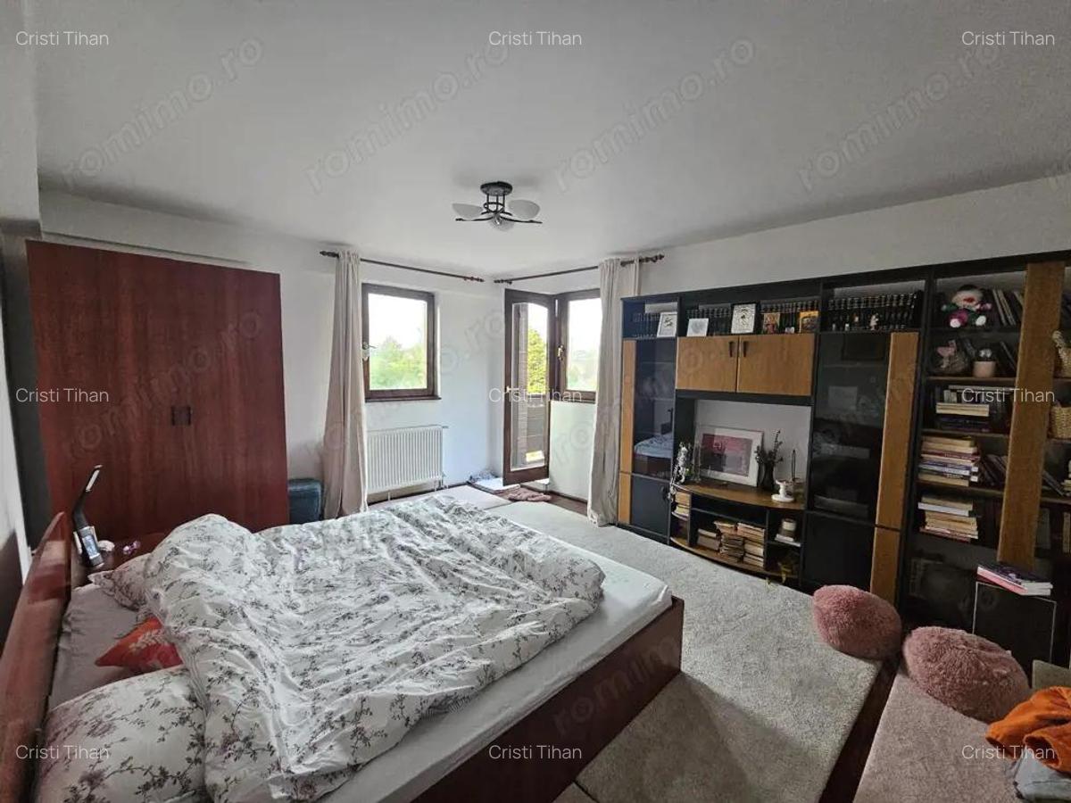 Casa 300mp utili- teren 550mp Sector 4 - Luica Giurgiului Piata Resita - 9