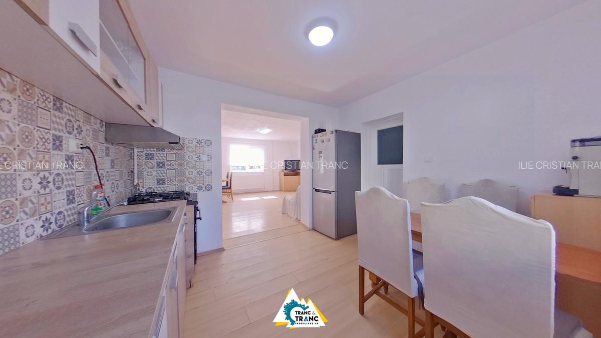 Casă cu 3 camere în Aurel Vlaicu - 9