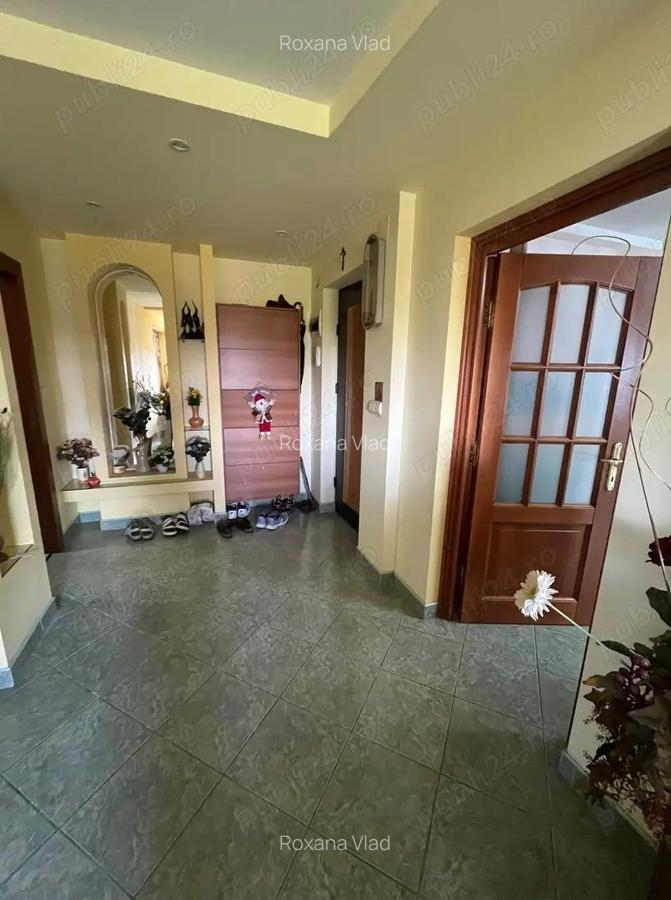Apartament patru camere - 85mp + teren 45mp - Str. Gheorghe Asachi - 10