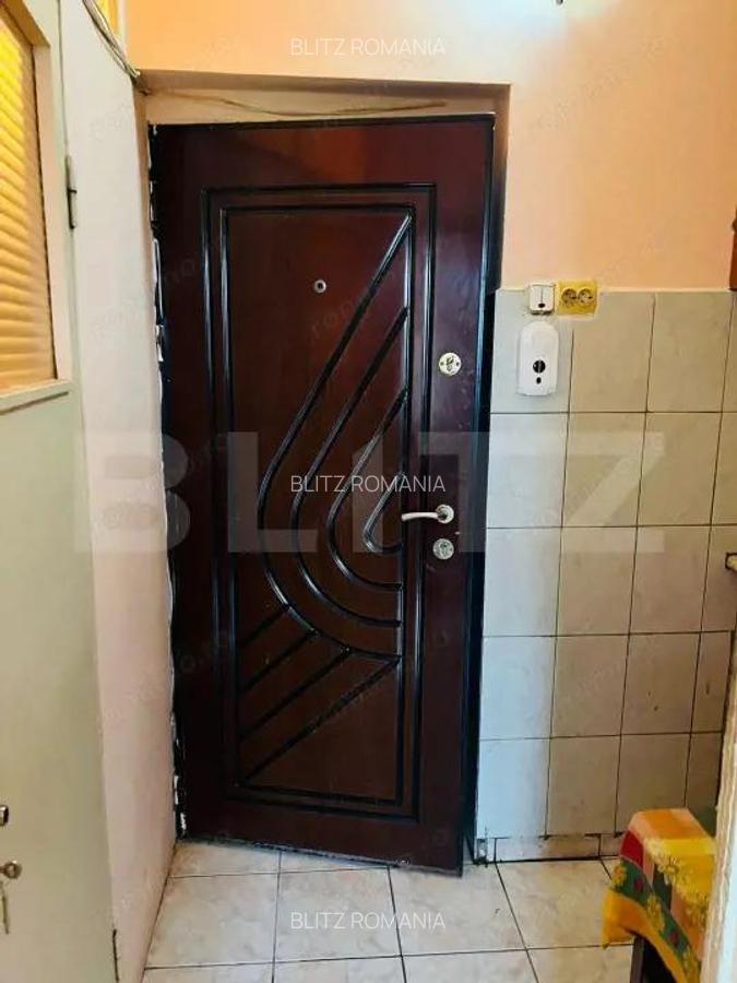 Garsoniera de vanzare zona metrom| etaj 3/3 | 20 mp - 2