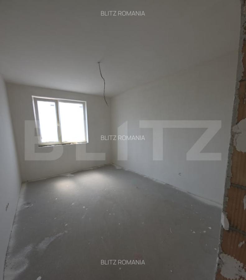 Apartament cu 3 camere decomandat în Calea Moldovei - 9
