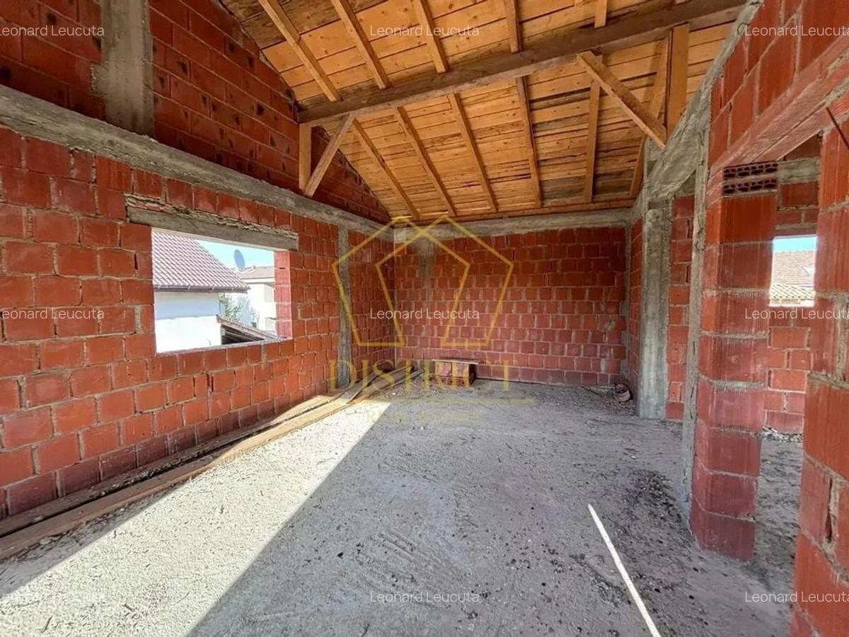 COMISION 0% Casa la rosu cu 5 camere P+E | Blascovici - 4