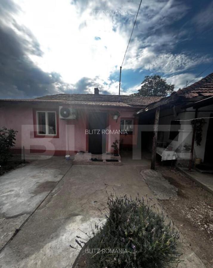 Casa individuala, zona centrala, 2 camere - 6