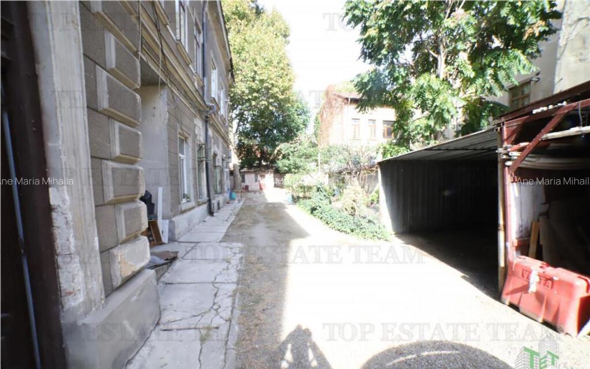 Apartament cu 4 camere de , Ultracentral, Kogalniceanu, cu - 15