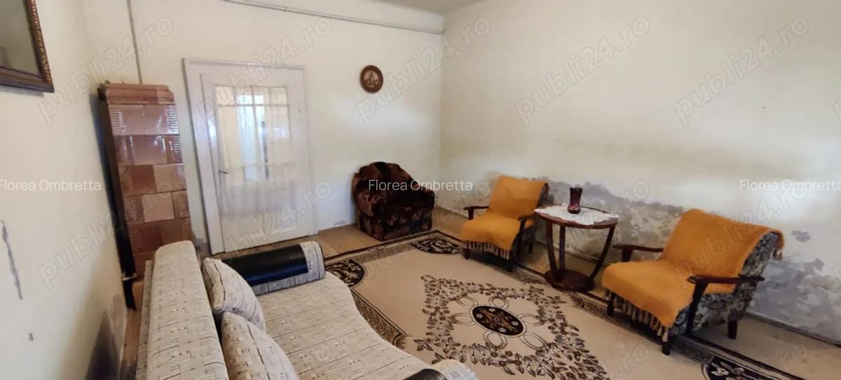 Casa de vanzare in cartierul Terezian, Sibiu - 2 camere, curte comuna. - 5