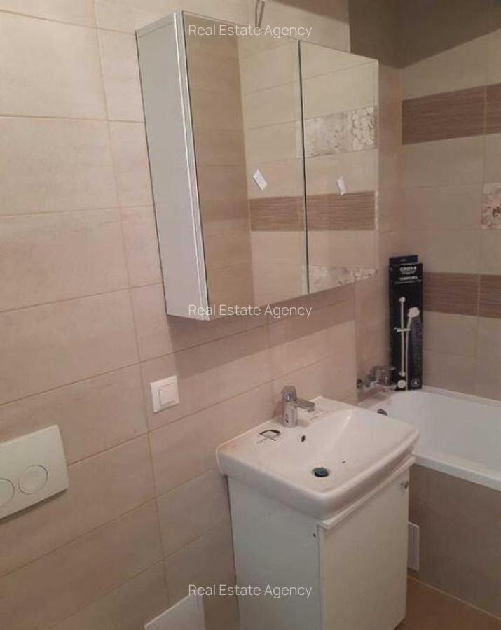 1 camera in zona Garii - 7