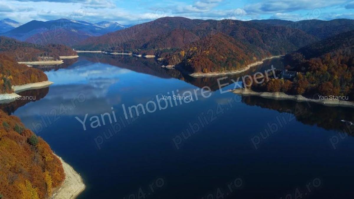 De vanzare teren deosebit, situat pe malul lacului Vidraru Transfagara?an. - 2