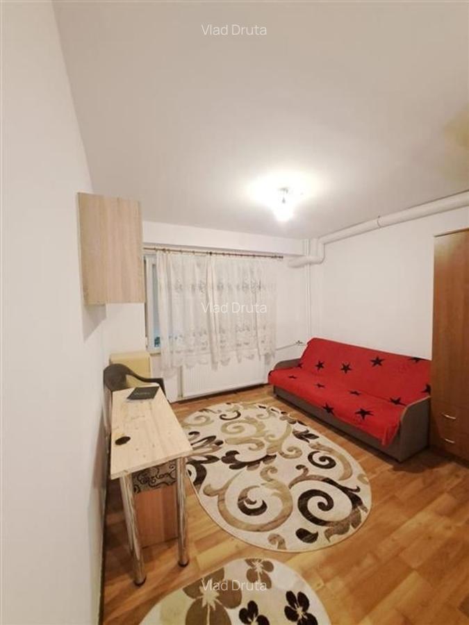 Garsonieră decomandată în Rogerius - 2