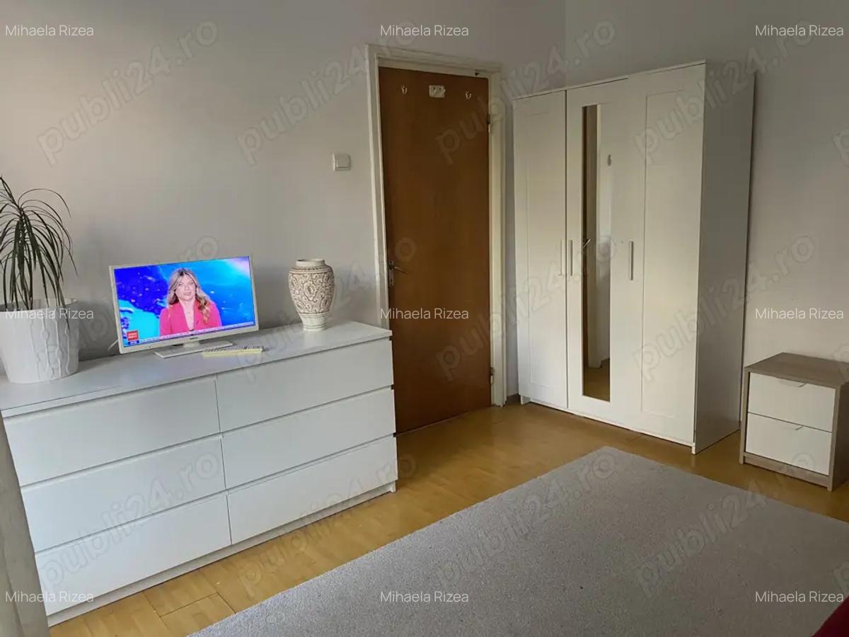 Proprietar, inchiriez apartament 3 camere - 6