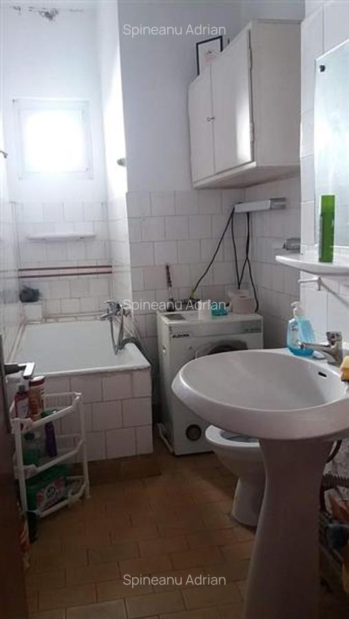 2 cam decomandat  Circumvalatiunii-Mall centrala proprie - 7 2 cam decomandat  Circumvalatiunii-Mall centrala proprie - 7