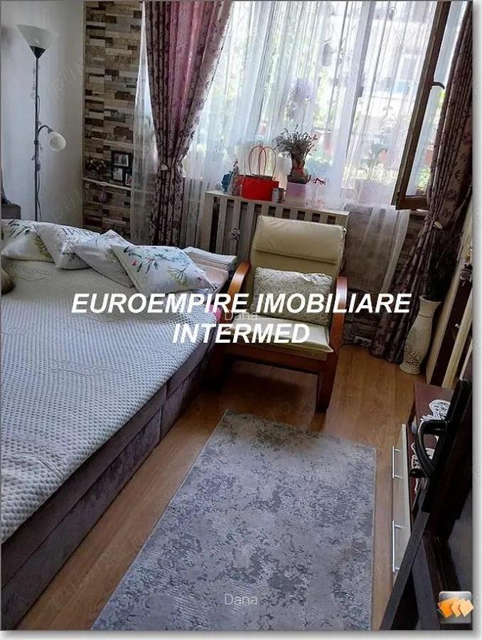 Garsoniera semidecomandata, Zona Cet - 1