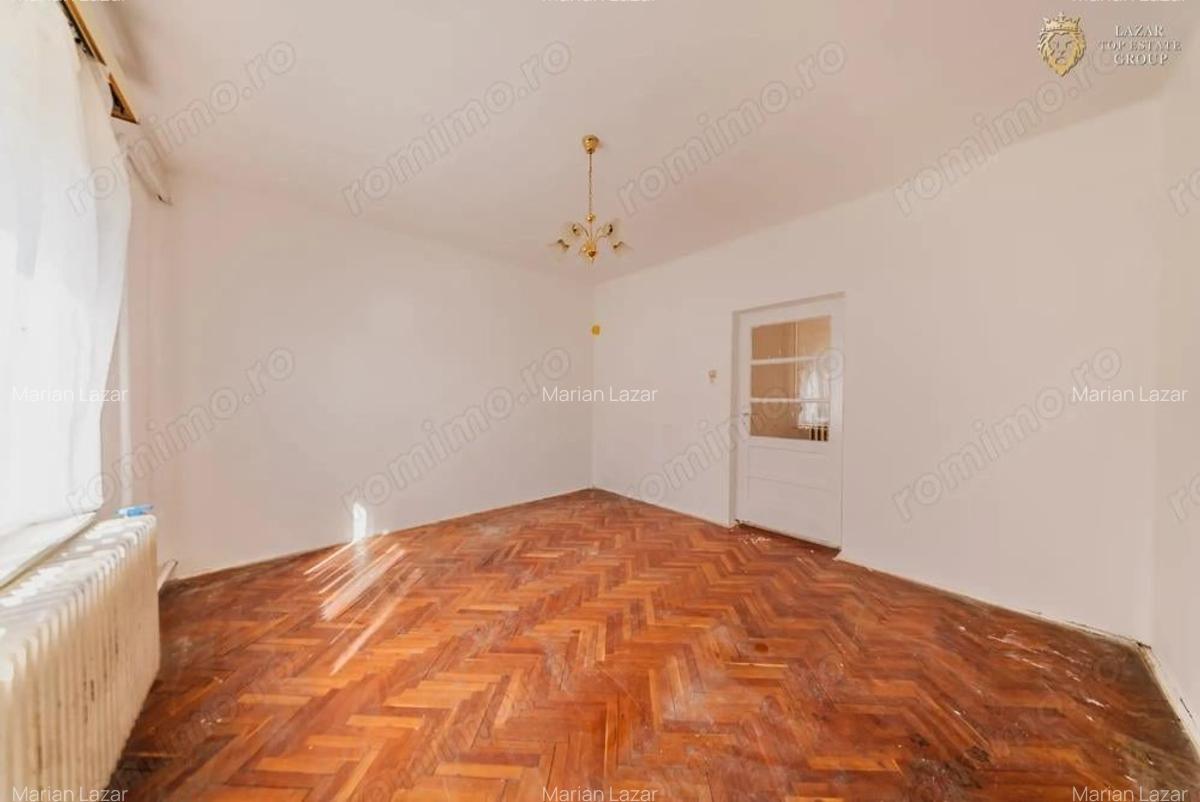 Casa 4 camere de Vanzare - 12