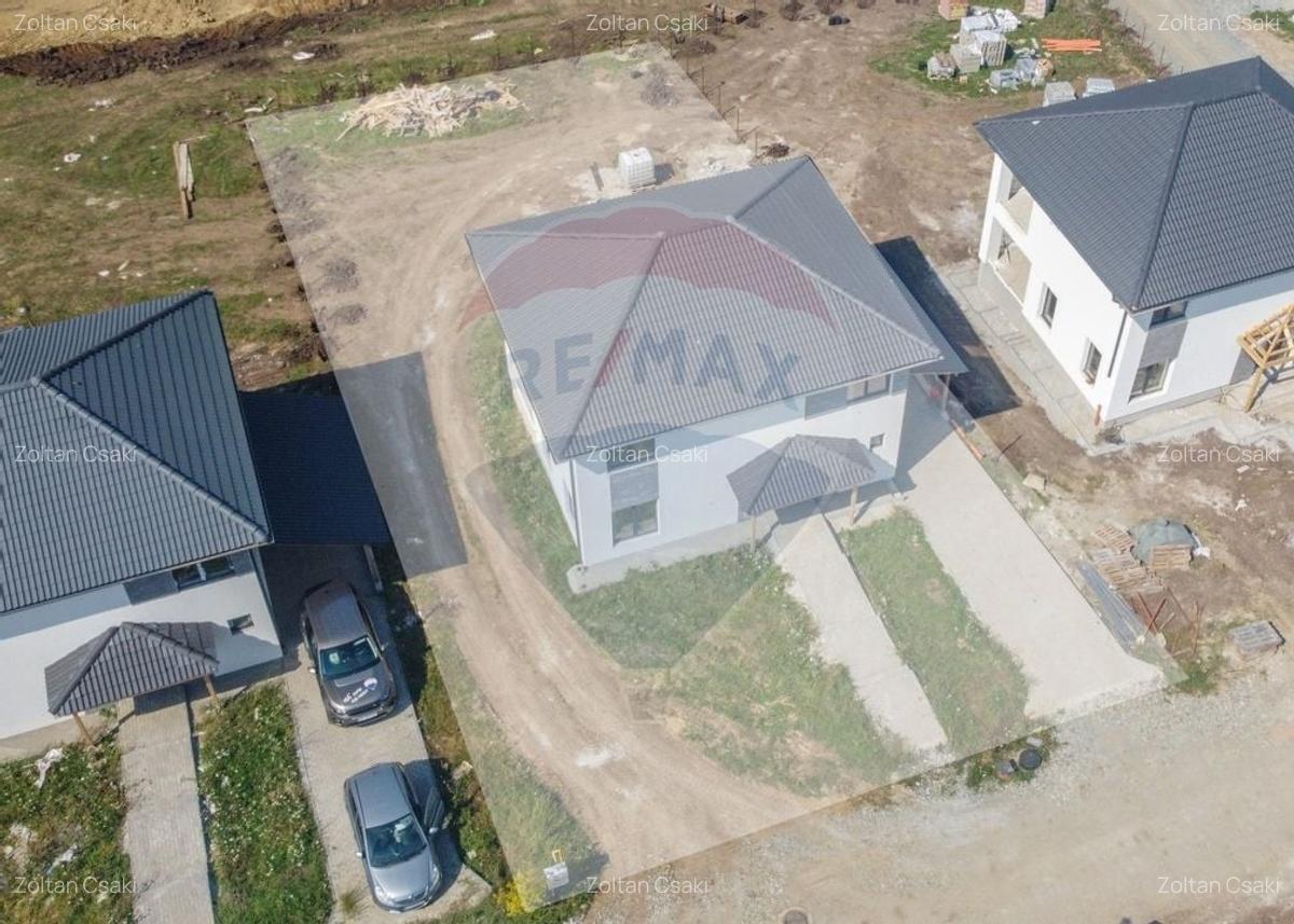 Casa cu 4 camere de vanzare, Jucu de Sus, Frasinului Nr.6 Semifinisat - 7