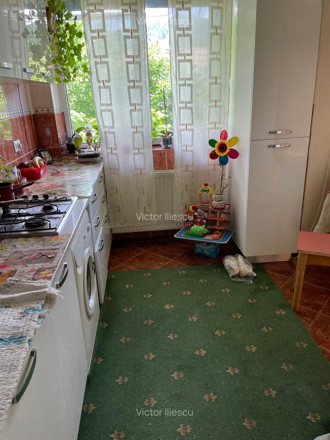 Apartament cu 3 camere decomandat în Clăbucet - 4