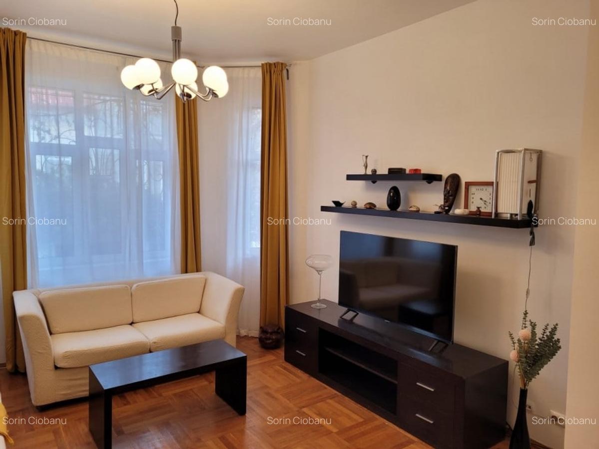 Apartament cu 4 camere decomandat, mobilat în Vitan Mall - 2