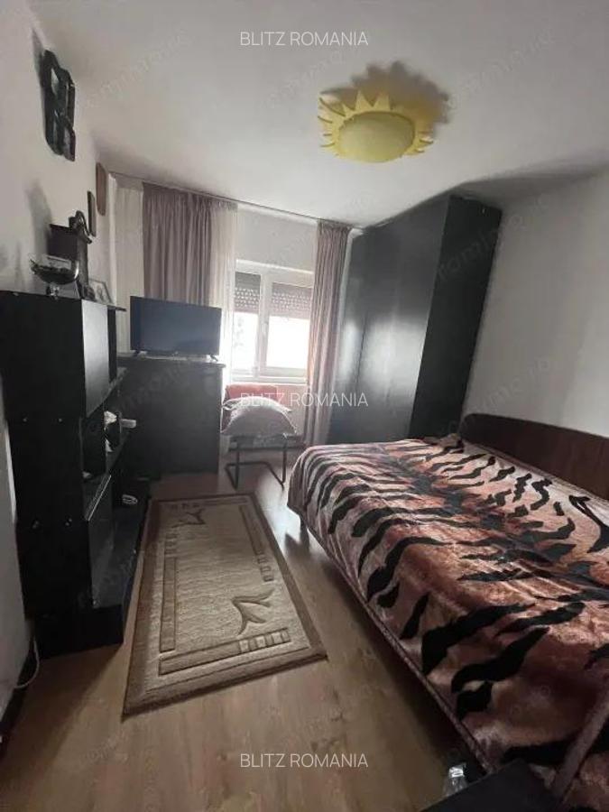 Apartament 3 camere, 71.84 mp, zona 1 Mai - 11