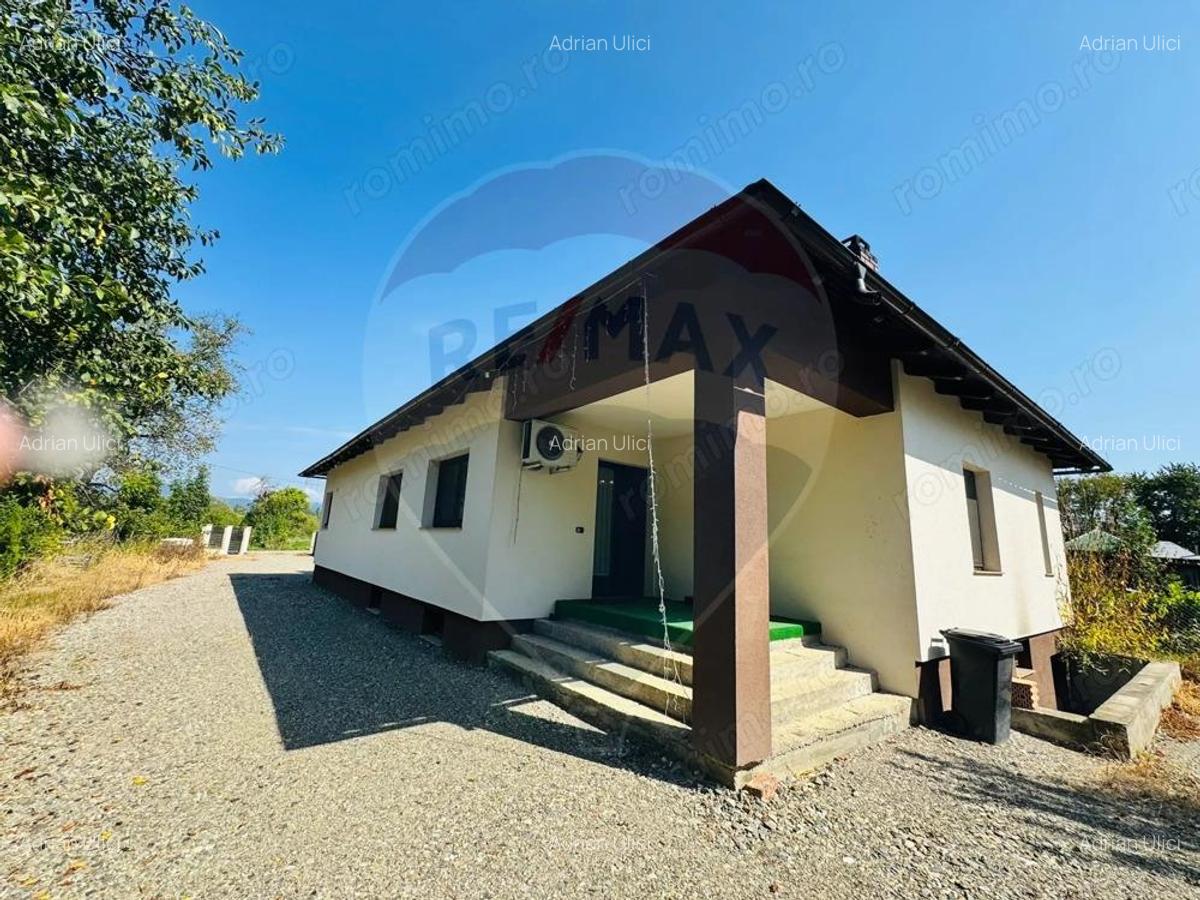 Casa / Vila cu 4 camere de vanzare - 16