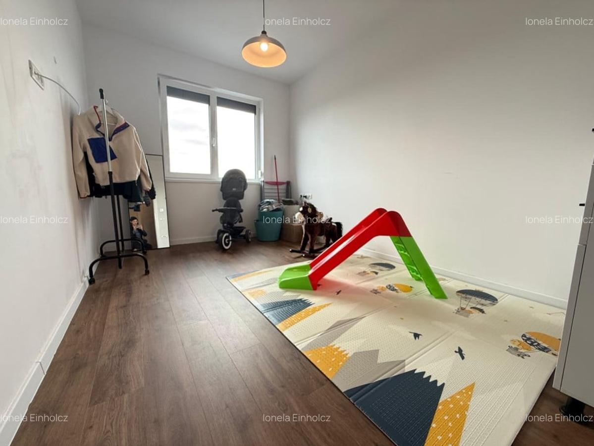 Duplex 4 camere, 101 mp utili, 250 mp teren - Giroc - 9