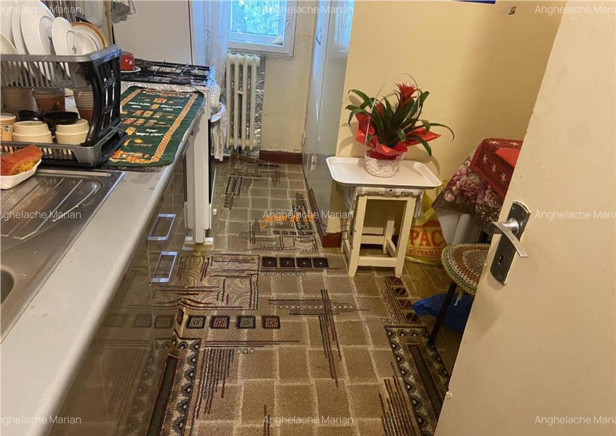 Apartament 2 camere , zona Cartier Sud, decomandat , 54 mp - 3