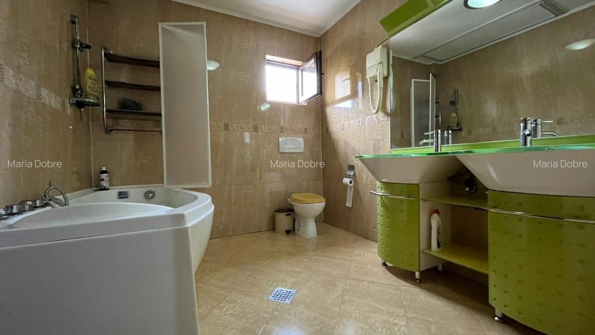 REV2005341 Vila deosebita cu piscina si teren generos Buftea zona exclusivista - 20