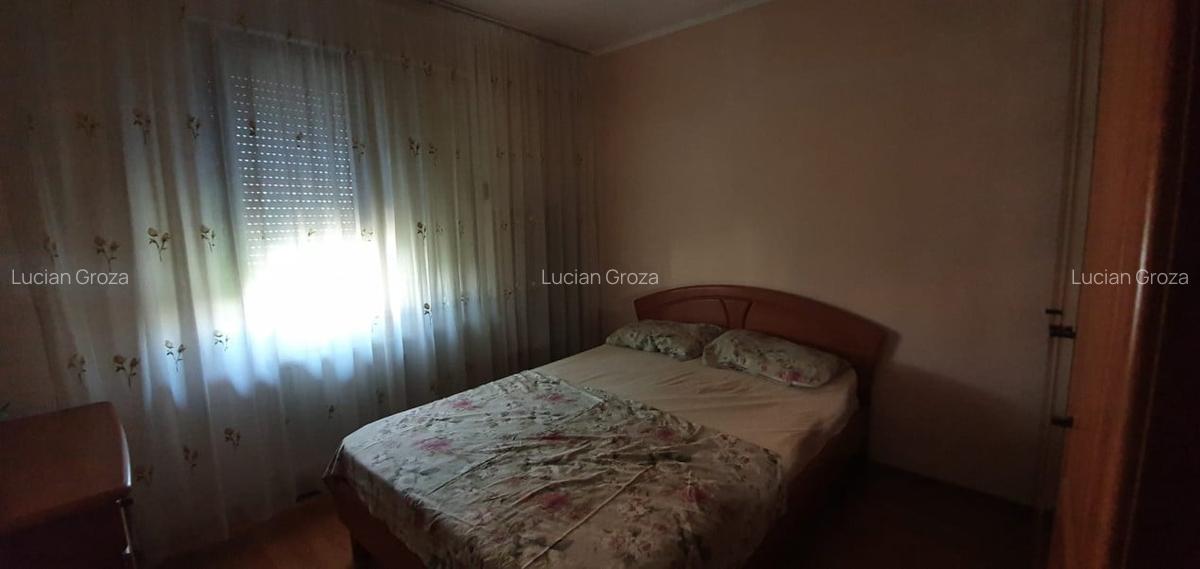 Apartament cu 4 camere semidecomandat în Crângași - 2
