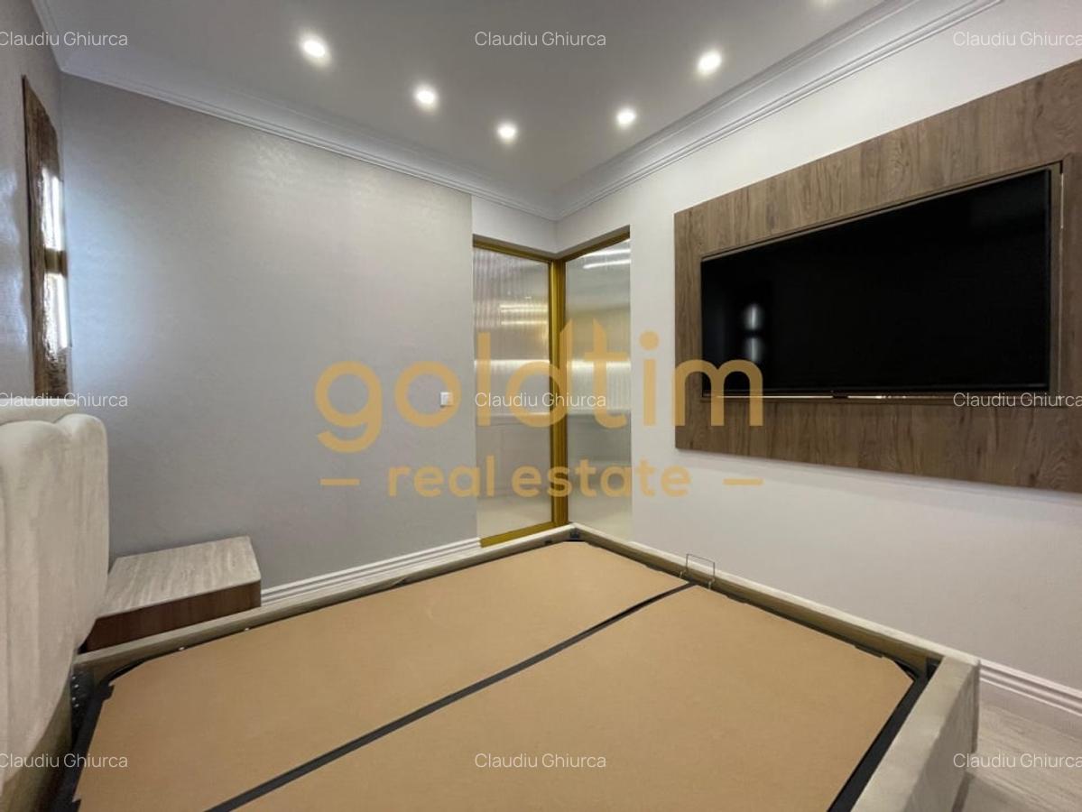 STUDIO SUPERB/DESIGN UNIC/PIPERA OMV/MOBILAT SI UTILAT - 17