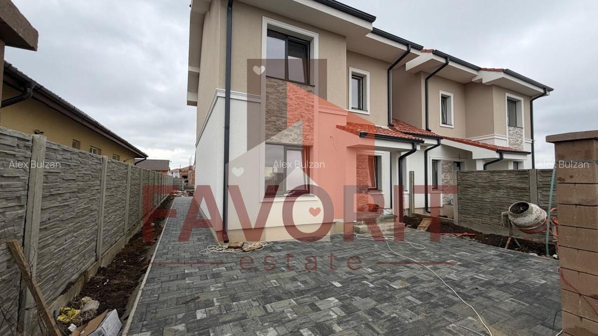 Duplex despartit | Inainte de Kaufland | Toate utilitatile | Curte amenajata - 2