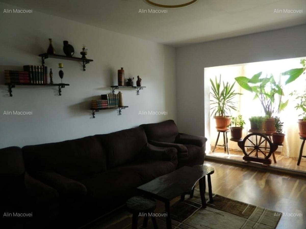 4 Camere 2 Bai 94mp Decomandat Lunca Cetatuii - 1
