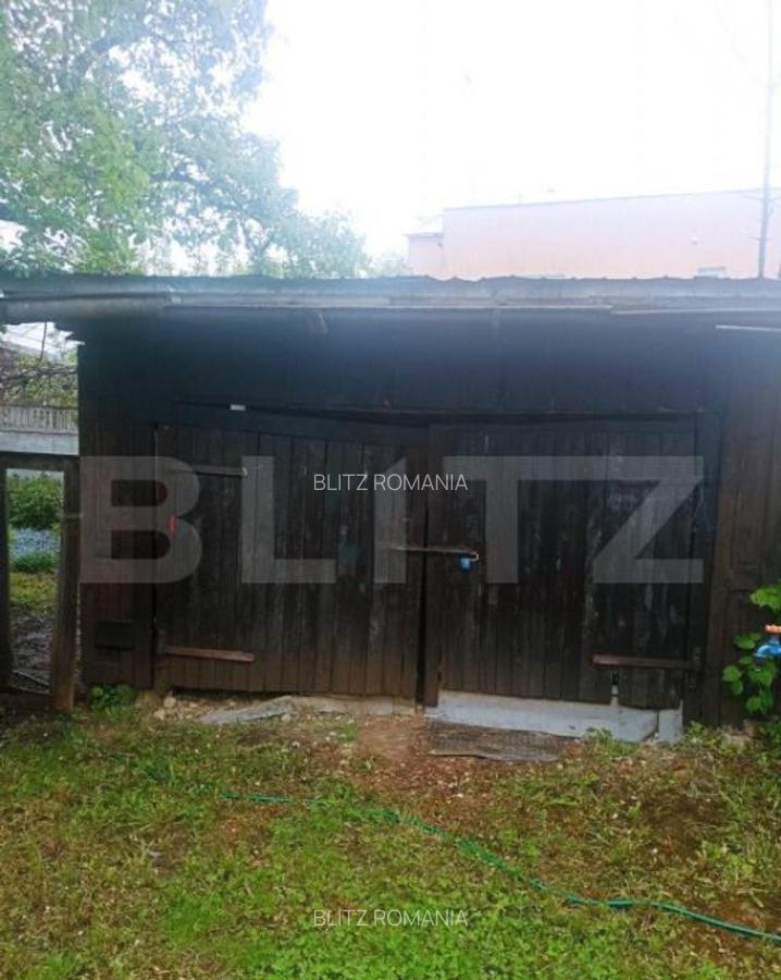 Apartament 3 camere decomandat, in vila, cu terten si intrar - 10