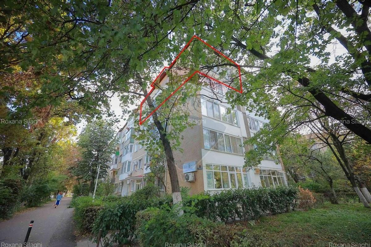 Apartament cu 3 camere de vanzare, zona Rogerius - 27