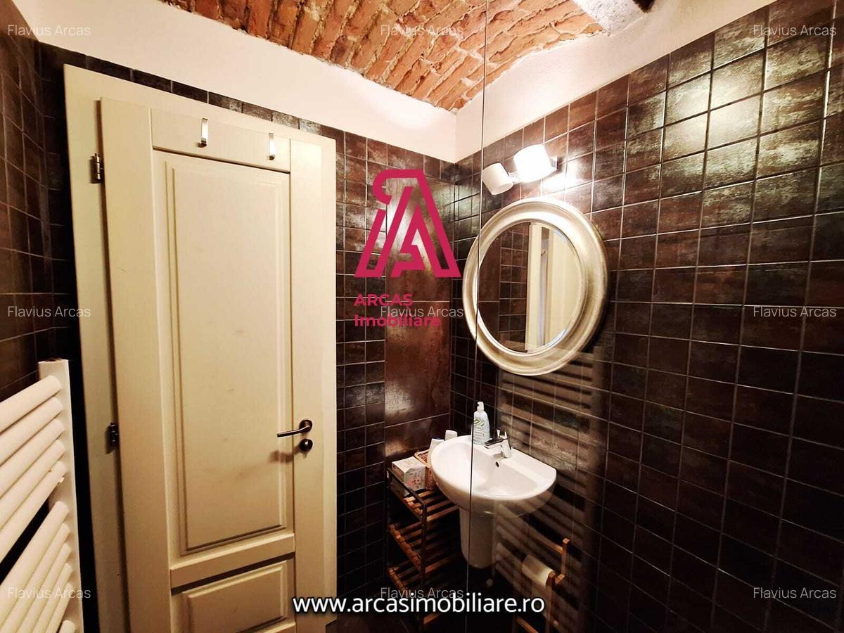 Casa individuala de vanzare cu 3 apartamente-Centrul Istoric Sibiu! - 13 Casa individuala de vanzare cu 3 apartamente-Centrul Istoric Sibiu! - 13